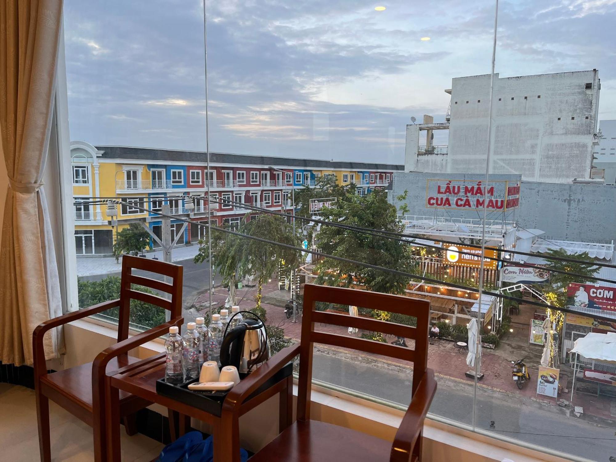 Khách sạn Vân Nhi Bac Lieu Extérieur photo